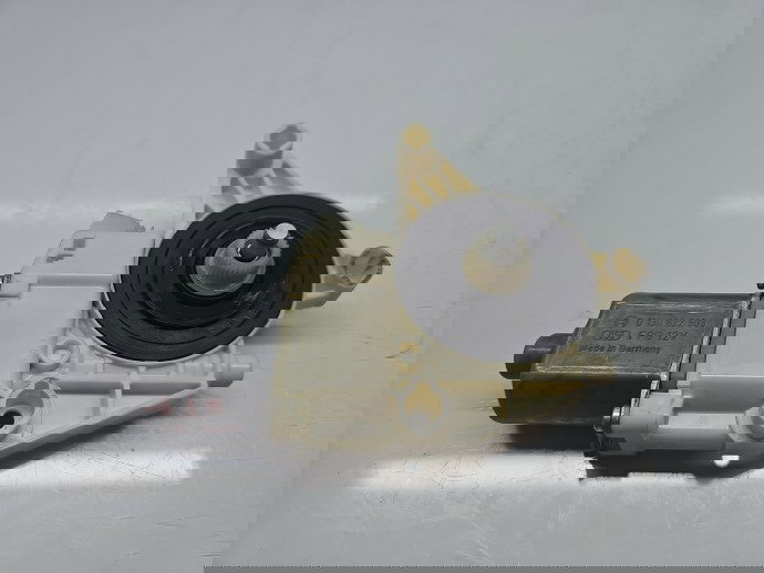 Motoras geam stanga fata Mercedes Clasa C (W204) [Fabr 2007-2014] Berlina AMG, Facelift A2048200142