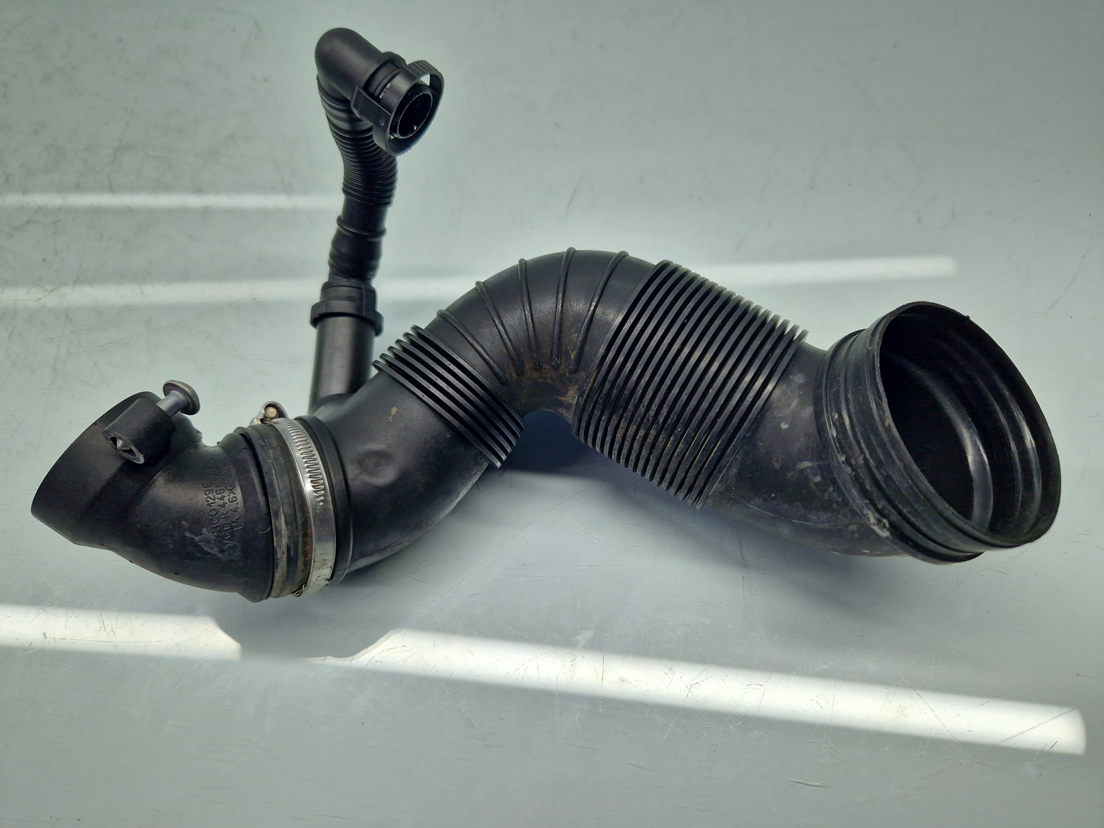 Tub admisie aer AUDI A3 (8P1) [Fabr 2003-2012] 3C0129635 2.0 TDI CBBB 125KW / 170CP - imagine 1