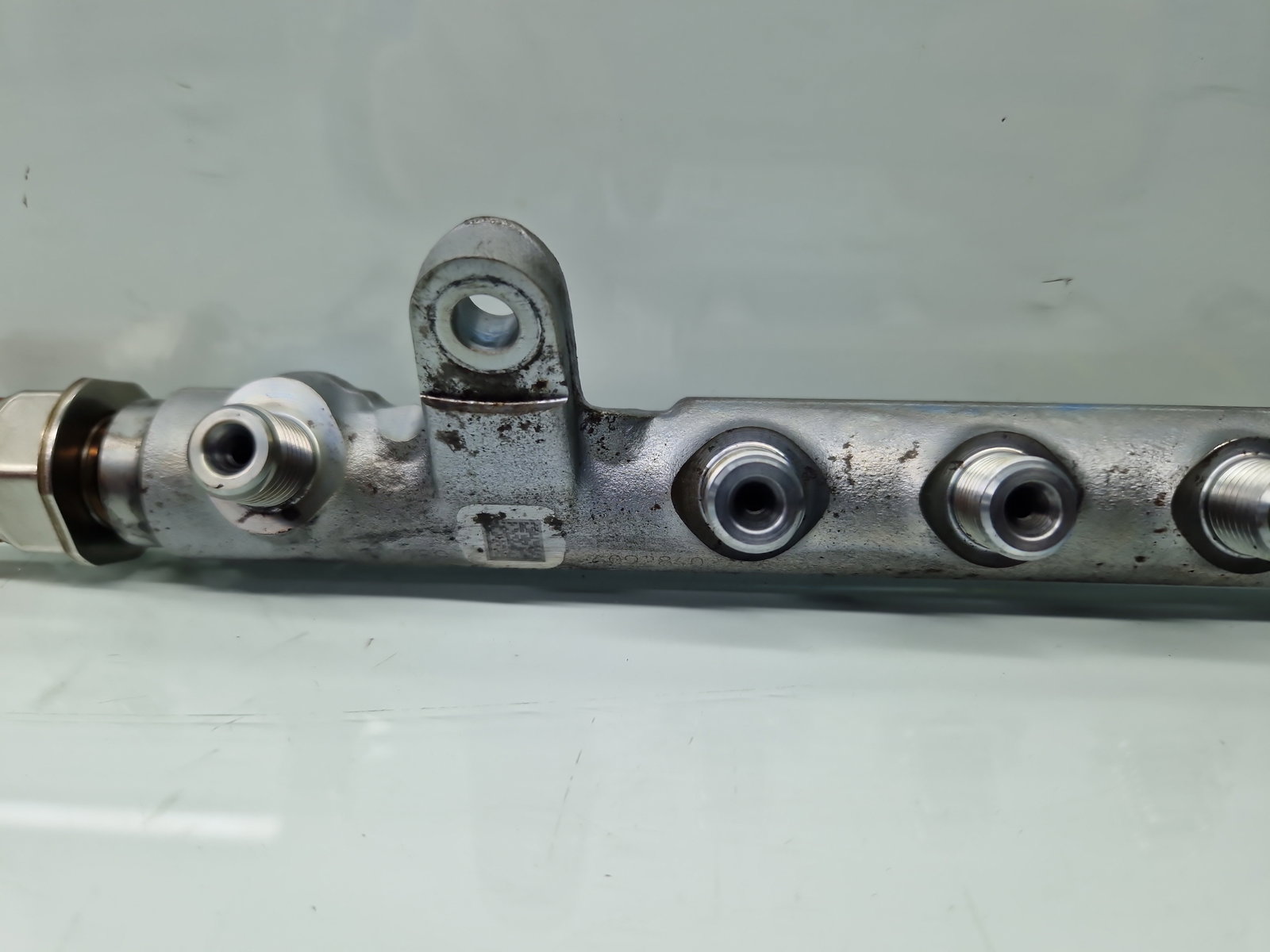 Rampa injectoare AUDI A3 (8P1) [Fabr 2003-2012] 03L130089 2.0 TDI CBBB 125KW / 170CP - imagine 2