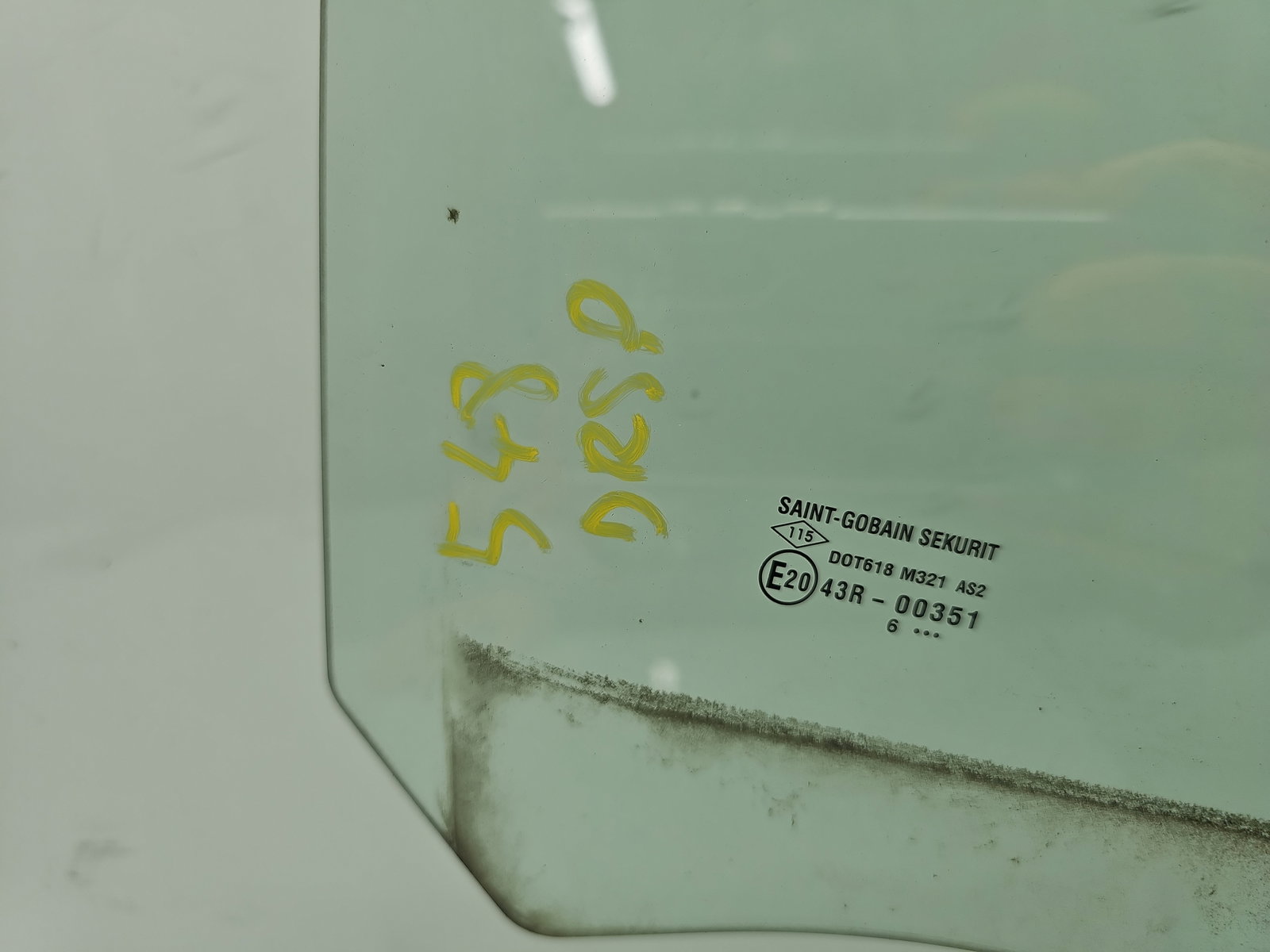 Geam usa dreapta spate Dacia Duster [Fabr 2010-2017] SUV Facelift OEM - imagine 2