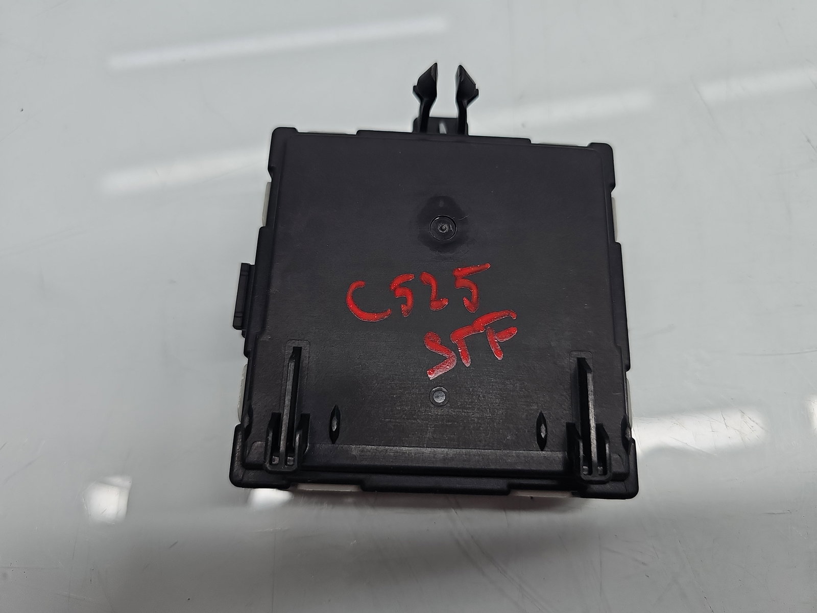 Modul confort Mercedes Clasa A (W177) [Fabr 2019-2024] A1779001304 - imagine 2