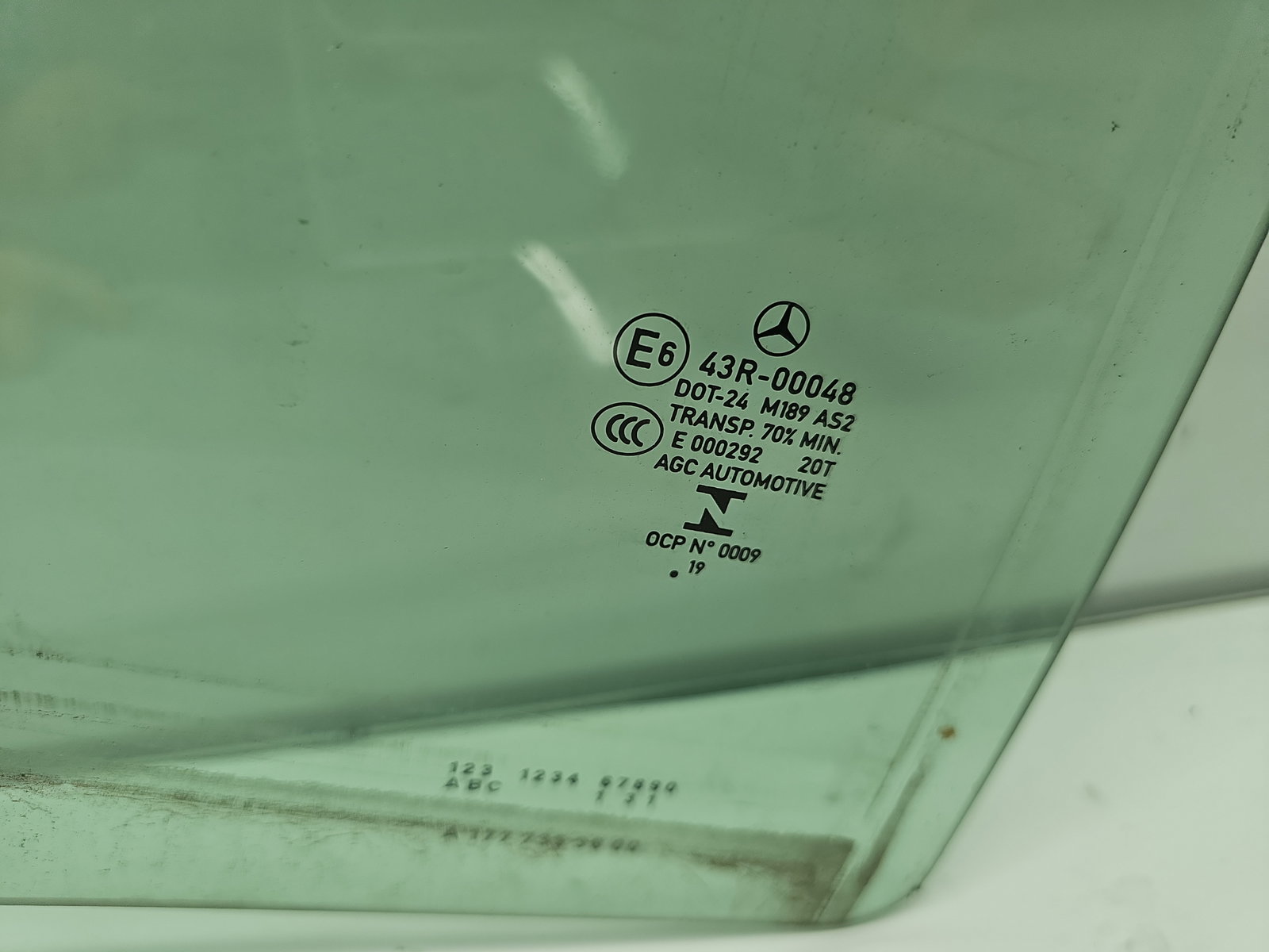 Geam usa dreapta spate Mercedes Clasa A (W177) [Fabr 2019-2024] OEM - imagine 2