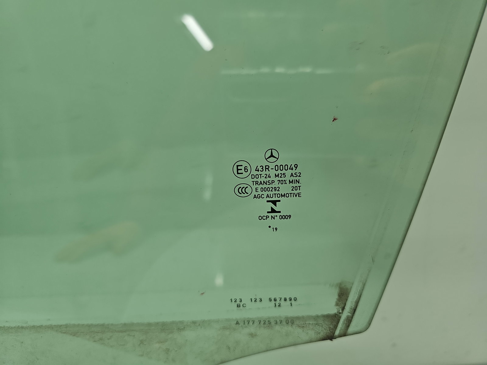 Geam usa stanga fata Mercedes Clasa A (W177) [Fabr 2019-2024] OEM - imagine 2