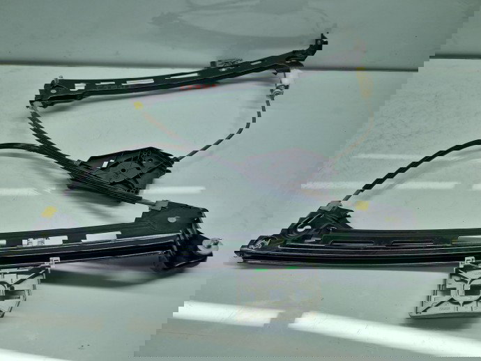 Macara electrica geam stanga fata Volkswagen Passat CC (358) Facelift [Fabr 2012-2016] 3C8837461J