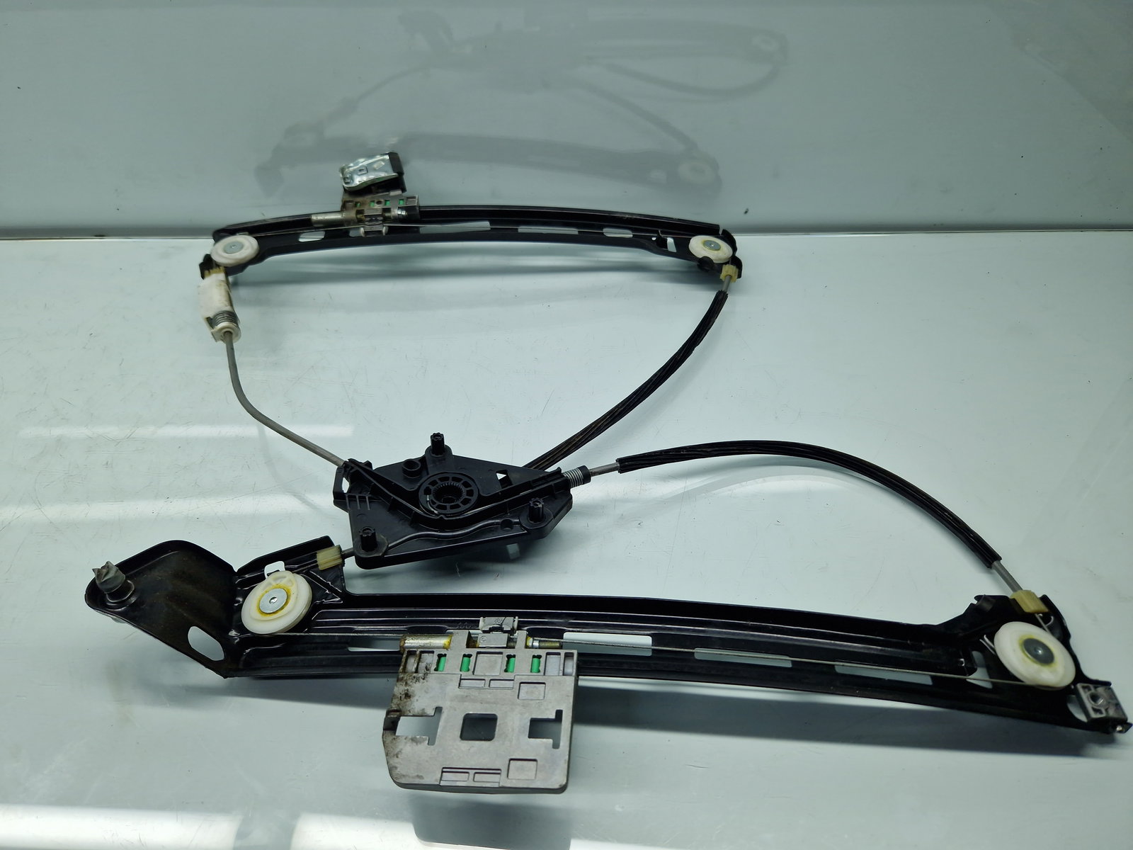 Macara electrica geam stanga fata Volkswagen Passat CC (358) Facelift [Fabr 2012-2016] 3C8837461J - imagine 2