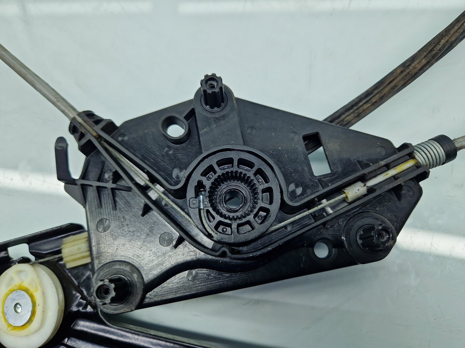 Macara electrica geam stanga fata Volkswagen Passat CC (358) Facelift [Fabr 2012-2016] 3C8837461J - imagine 3