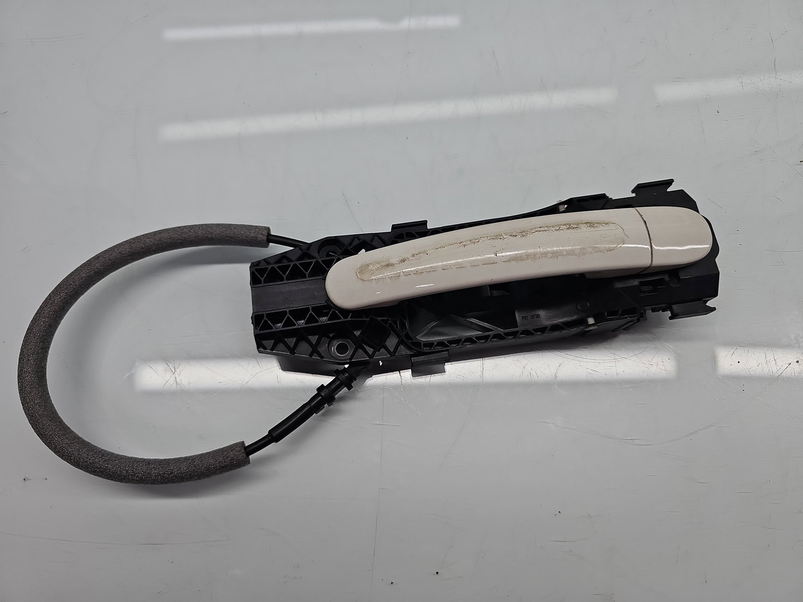 Maner usa stanga fata Volkswagen UP [Fabr 2011-2019] LB9A - imagine 1