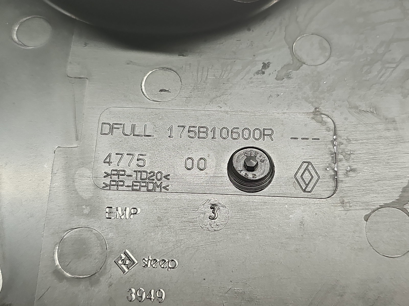 Capac motor Dacia Duster 2 [Fabr 2017-2023] 175B10600R 1.5 DCI K9K872 85KW / 115CP - imagine 4