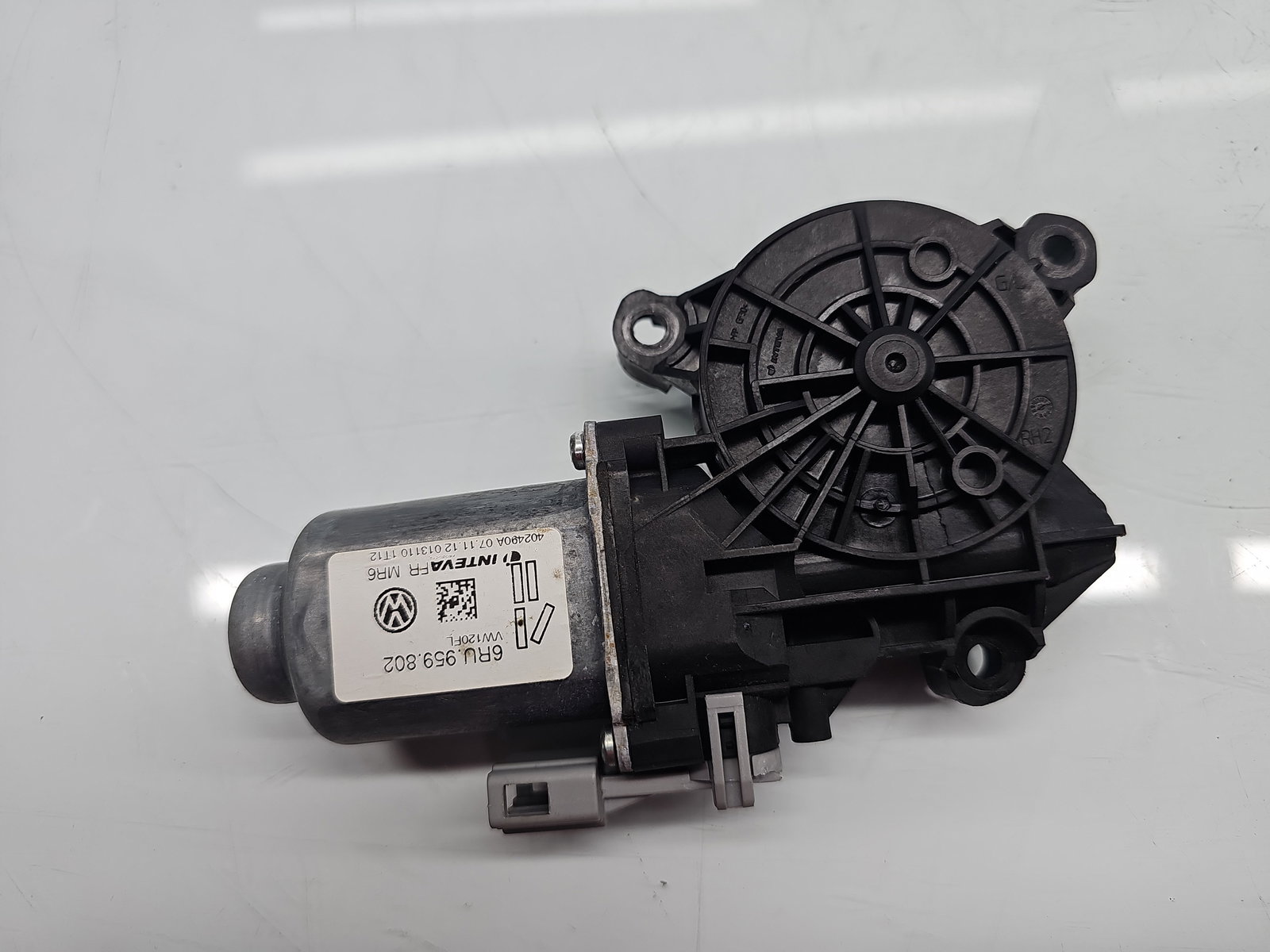 Motoras geam stanga fata Volkswagen UP [Fabr 2011-2019] 6RU959802 - imagine 4