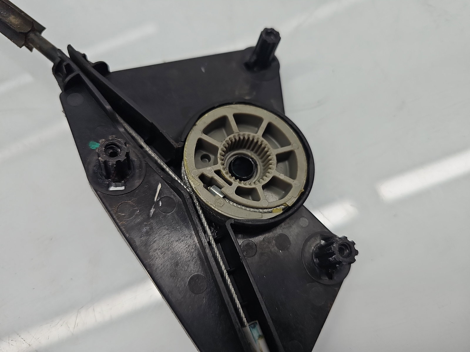 Macara electrica geam stanga fata Volkswagen UP [Fabr 2011-2019] 1S3837461A - imagine 2