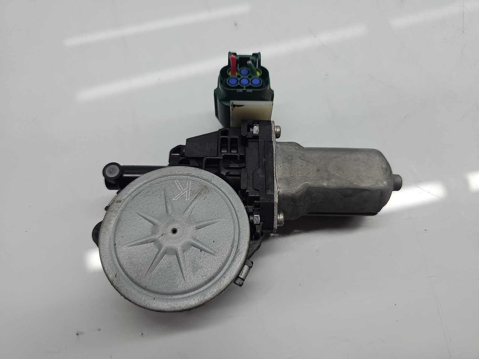 Motoras geam dreapta spate Nissan X-Trail (T32) [Fabr 2013-prezent] 82730 1BA0A - imagine 3