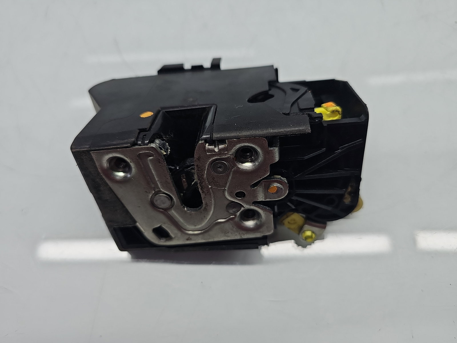 Broasca usa stanga fata Dacia Duster 2 [Fabr 2017-2023] 805036786R - imagine 1