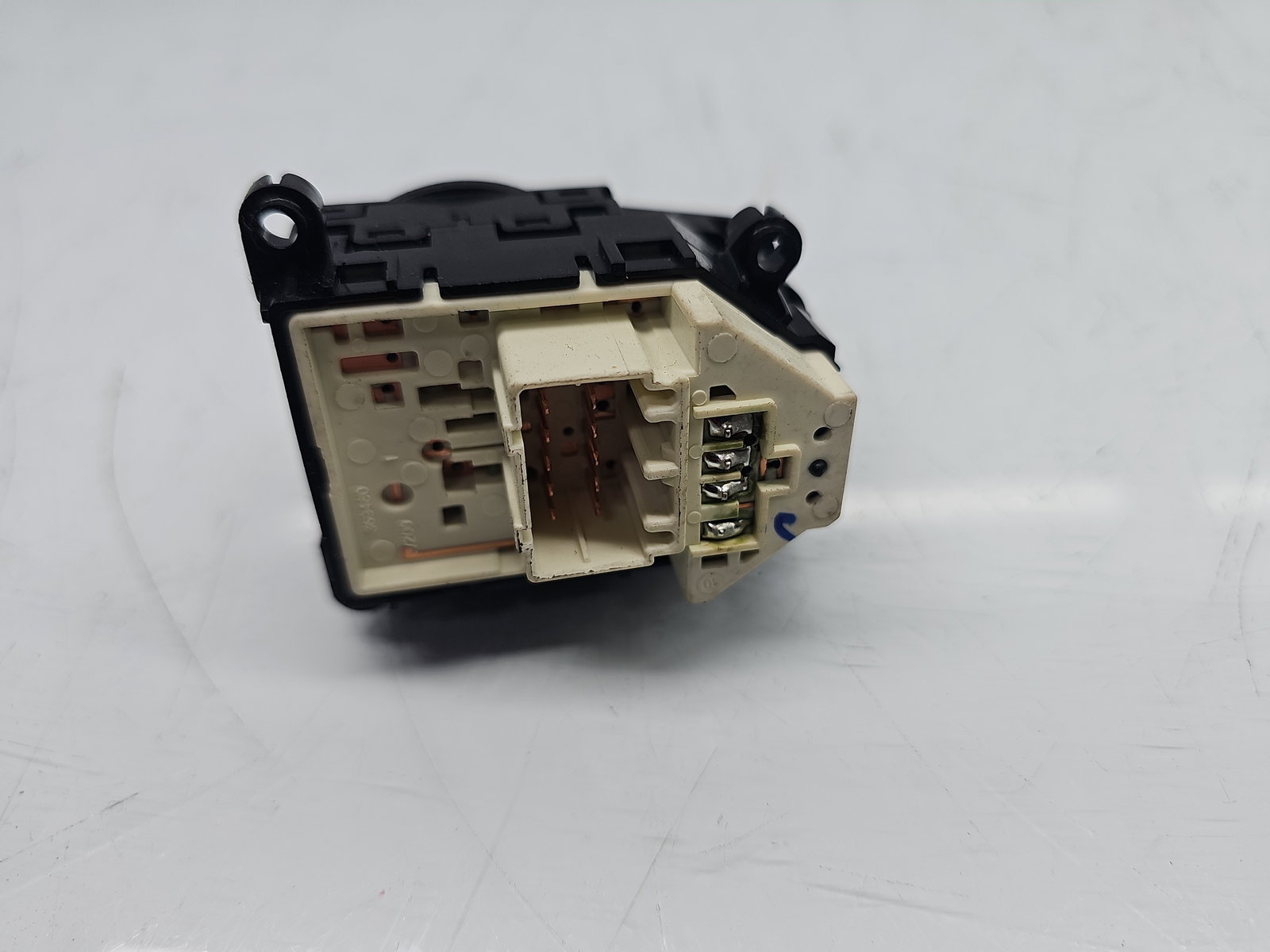 Buton reglaj oglinzi Hyundai i40 Wagon [Fabr 2012-2019] 39R480-1230 - imagine 2