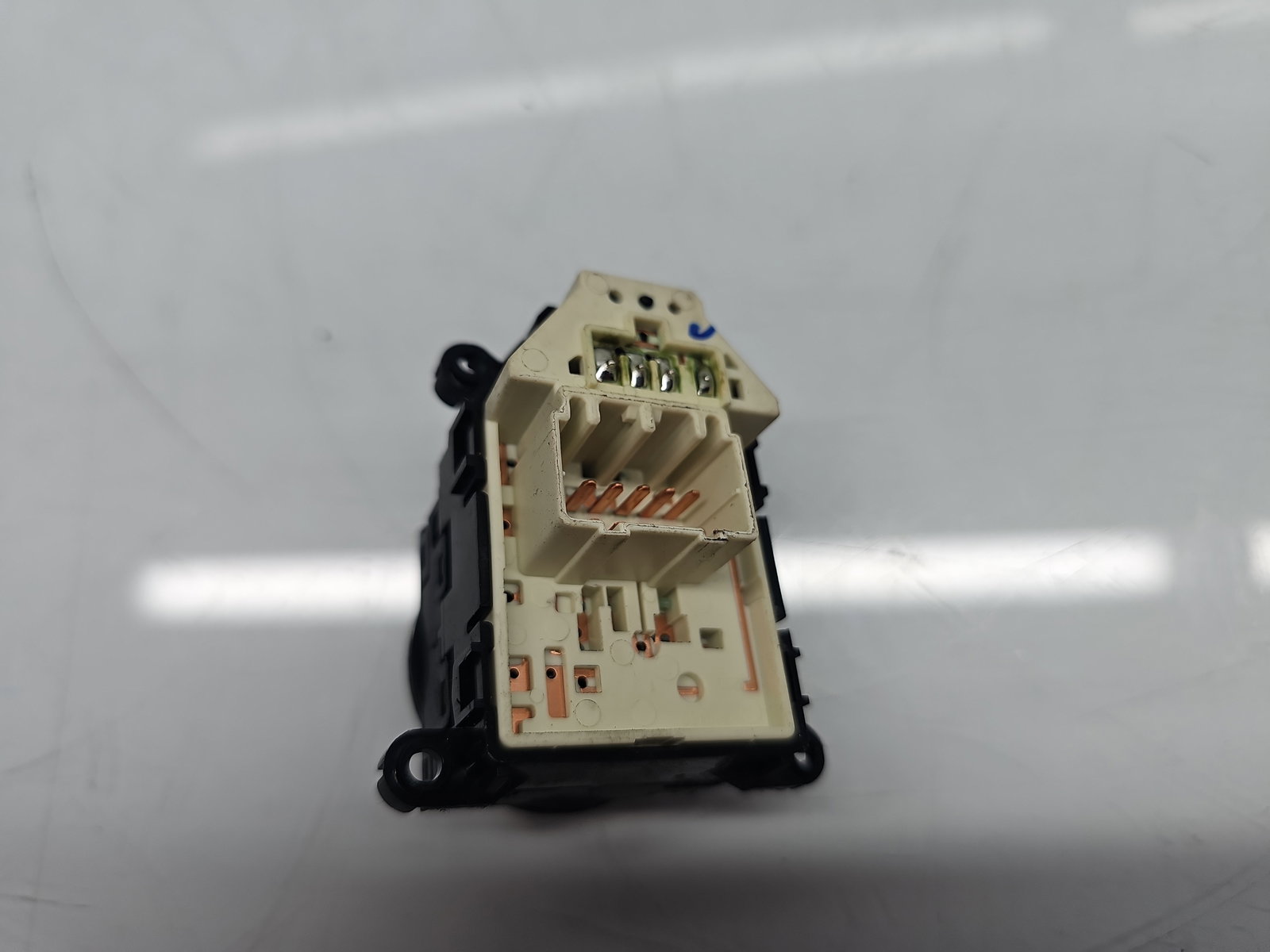 Buton reglaj oglinzi Hyundai i40 Wagon [Fabr 2012-2019] 39R480-1230 - imagine 3