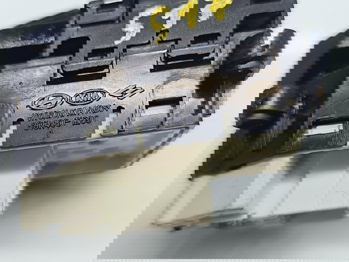 Buton reglaj oglinzi Hyundai i40 Wagon [Fabr 2012-2019] 39R480-1230