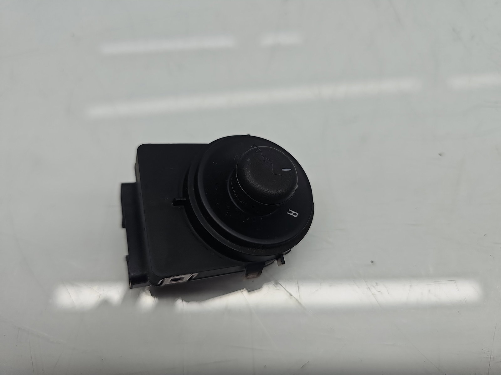 Buton reglaj oglinzi Opel Astra J [Fabr 2009-2015] 13271827 - imagine 1