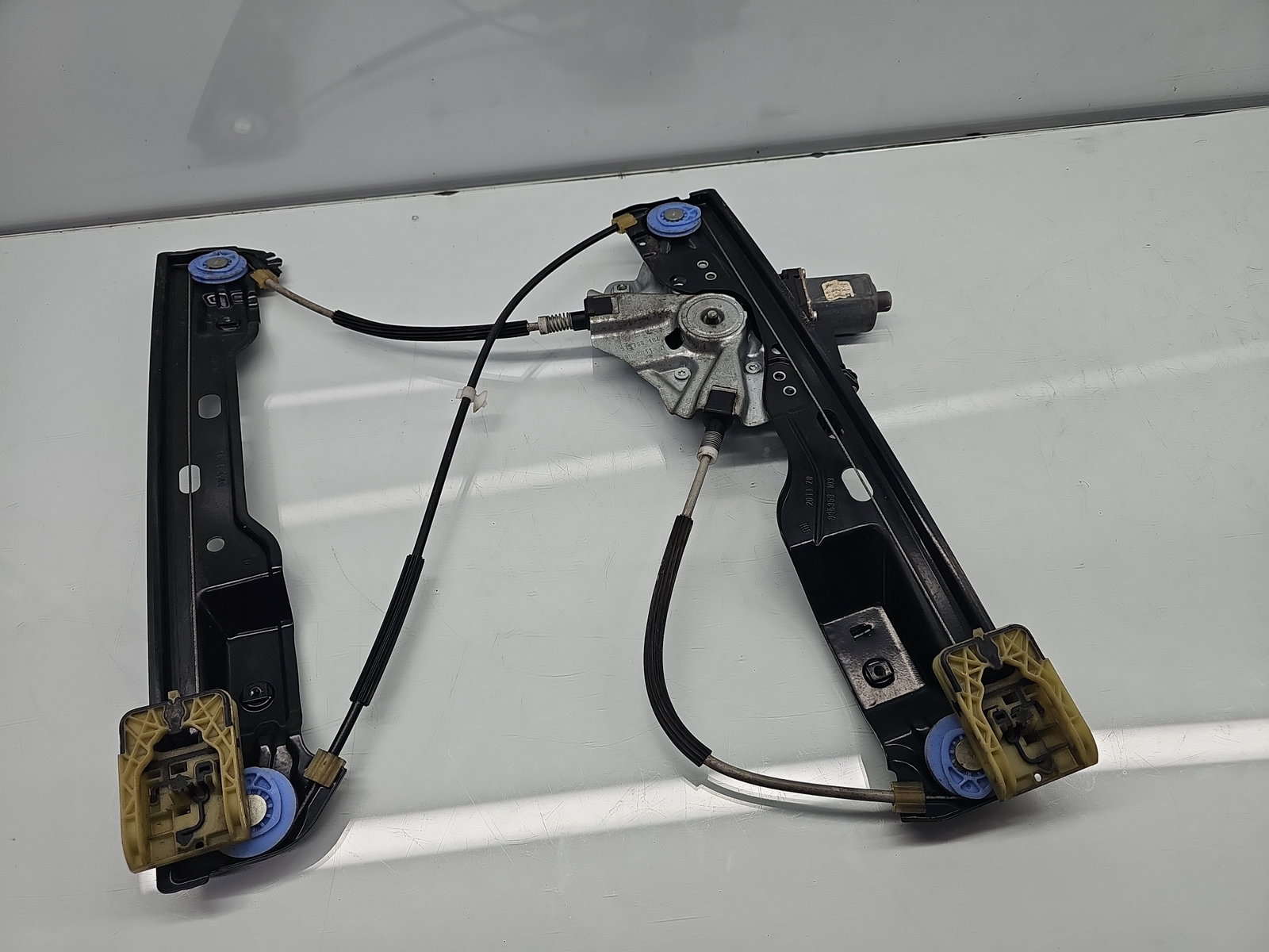Macara electrica geam dreapta fata Opel Astra J [Fabr 2009-2015] 13350759
