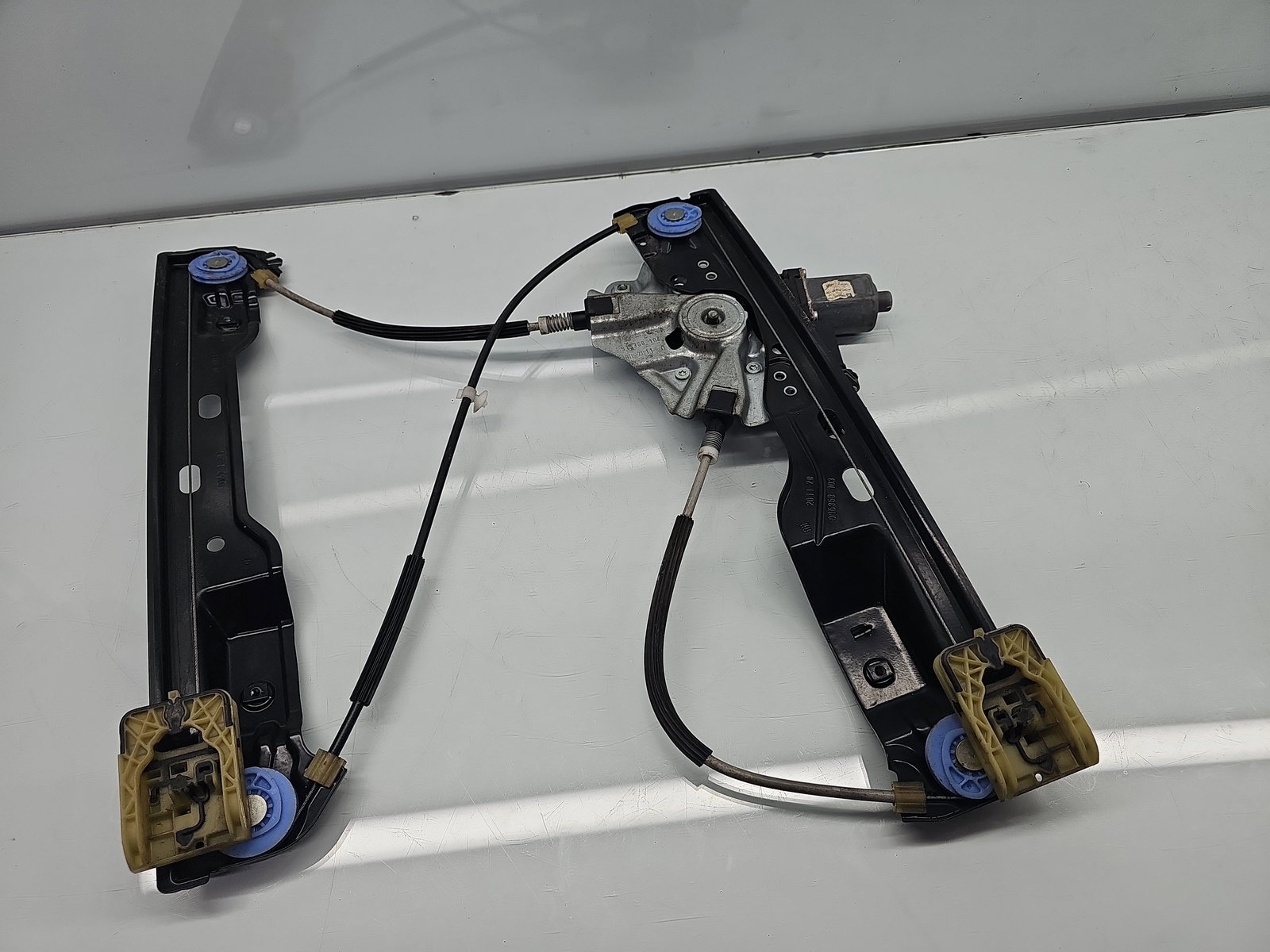 Macara electrica geam dreapta fata Opel Astra J [Fabr 2009-2015] 13350759 - imagine 1