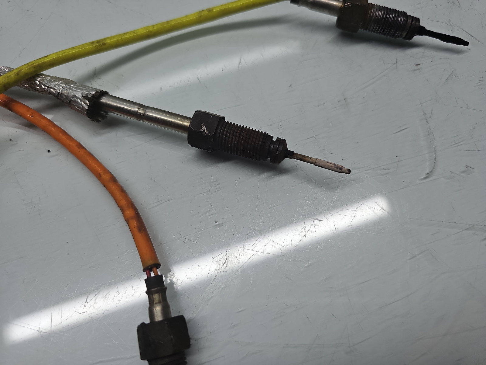 Senzor temperatura gaze Dacia Duster 2 [Fabr 2017-2023] 226582354R 1.5 DCI K9K872 85KW / 115CP - imagine 3