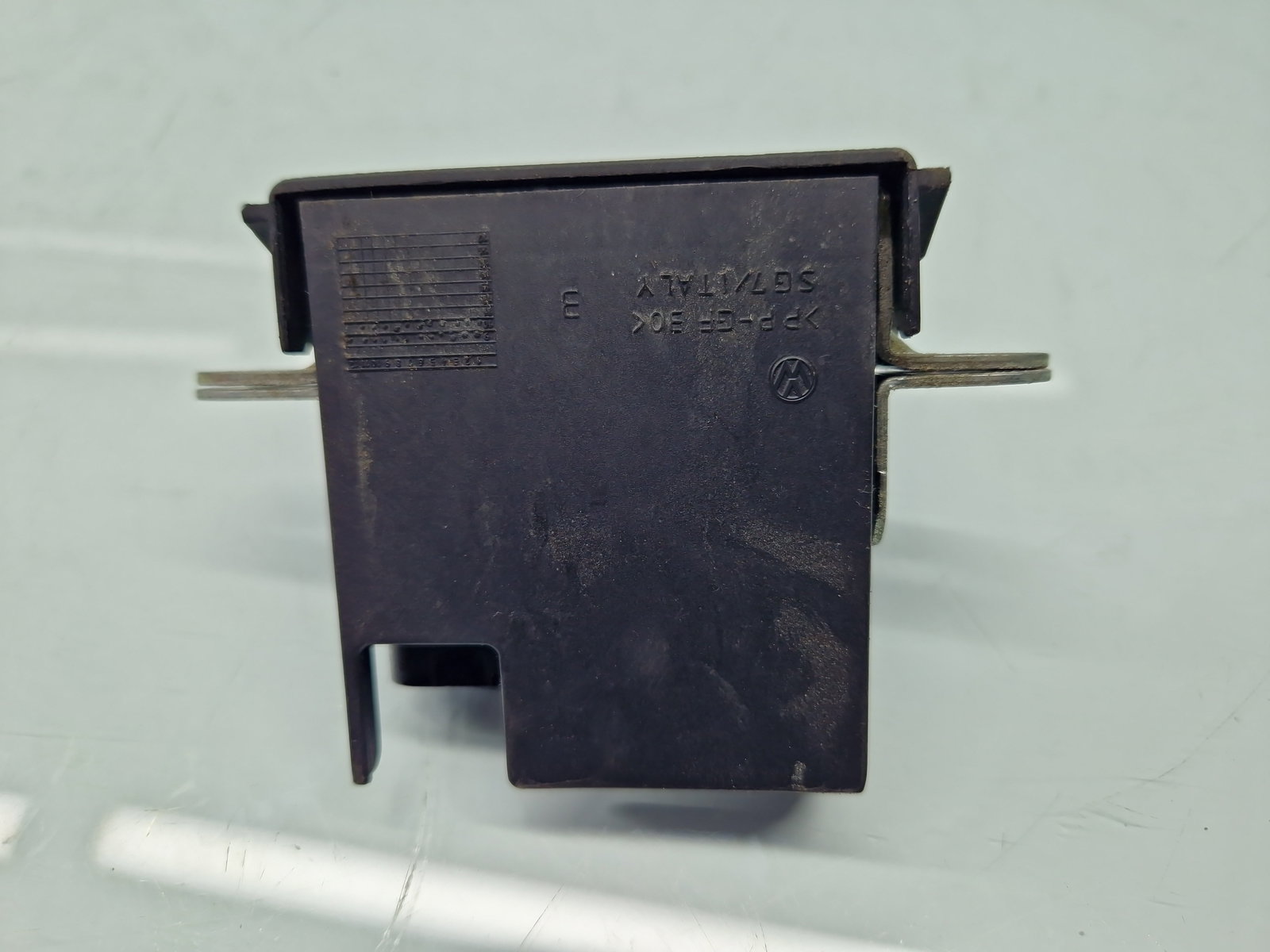 Broasca haion Volkswagen Golf 6 (5K1) [Fabr 2009-2013] Hatchback 5K0827505A - imagine 2