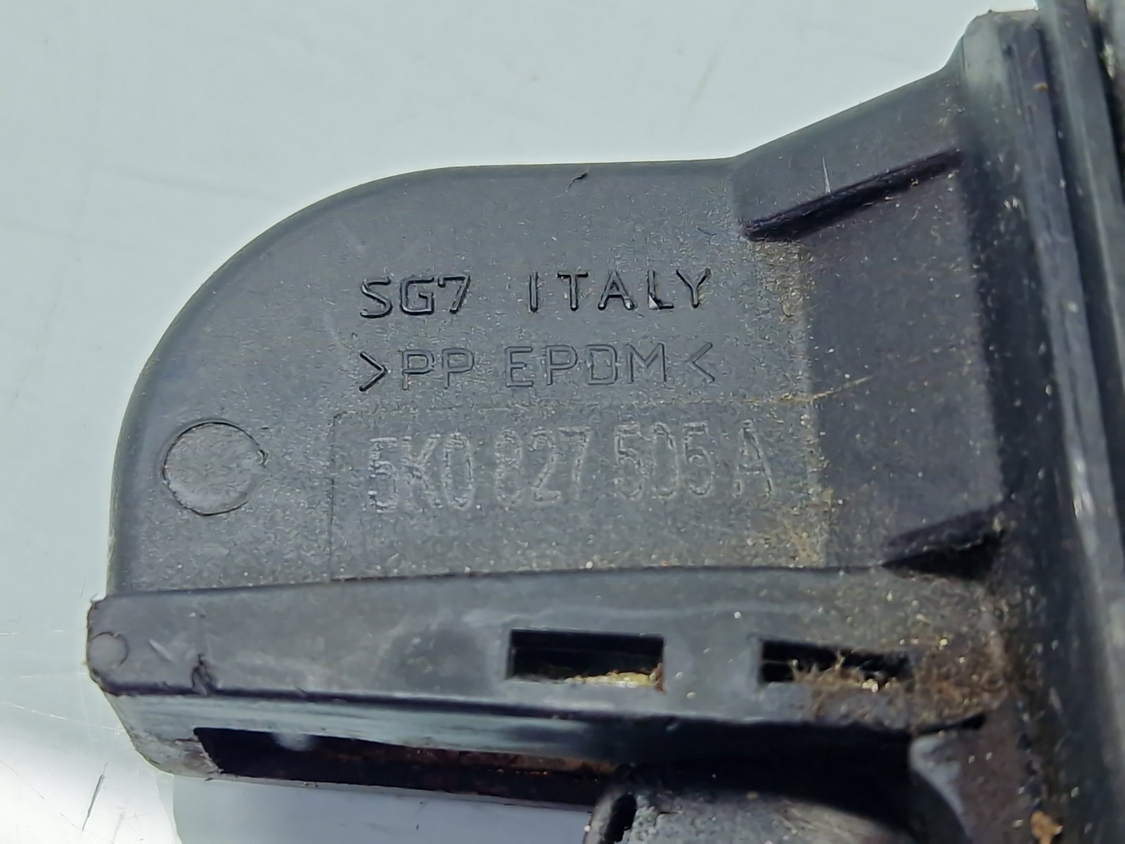 Broasca haion Volkswagen Golf 6 (5K1) [Fabr 2009-2013] Hatchback 5K0827505A - imagine 5