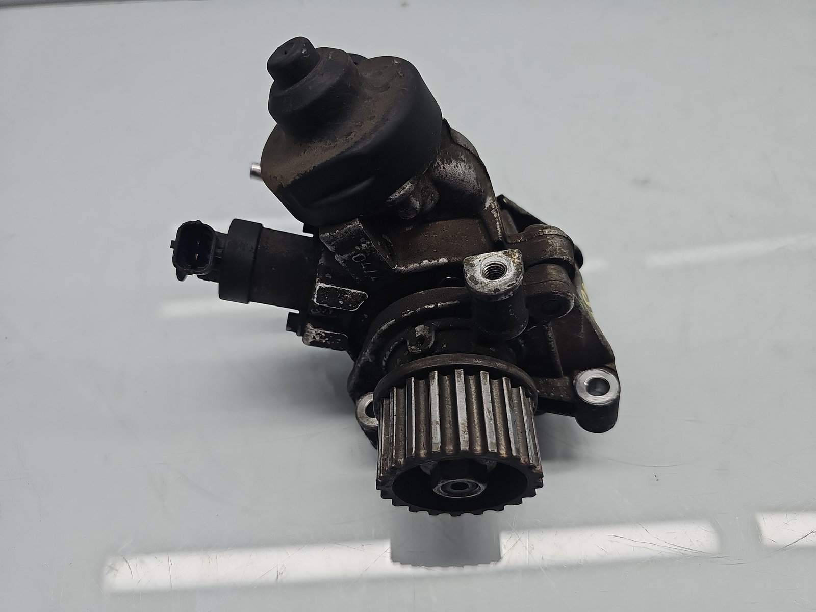 Pompa inalta presiune Dacia Logan 2 [Fabr 2012-2020] 167007358R - imagine 2