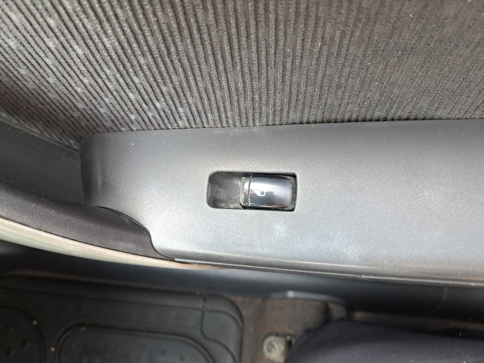 Buton geam dreapta fata Chevrolet Aveo (T250, T255) [Fabr 2003-2011] OEM