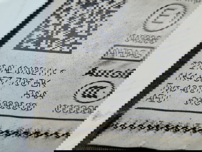 Centura dreapta fata Volkswagen Golf 6 (5K1) [Fabr 2009-2013] 1K4847706BK