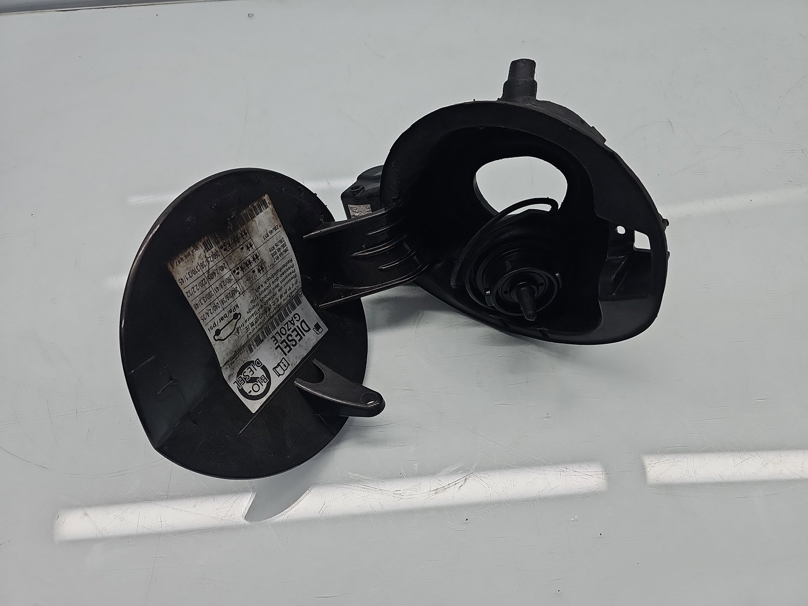 Capac rezervor Volkswagen Passat CC (358) Facelift [Fabr 2012-2016] LB8R - imagine 4