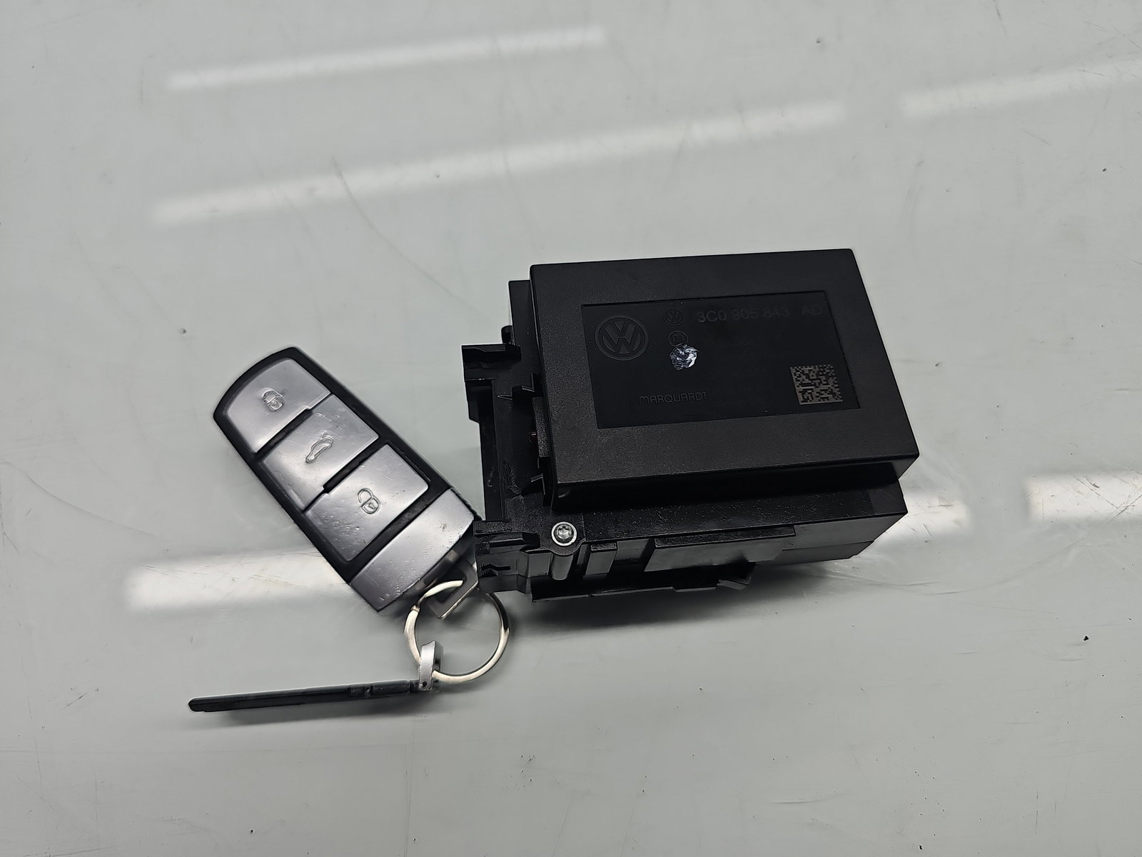 Contact cu cheie Volkswagen Passat CC (358) Facelift [Fabr 2012-2016] 3C0905843AD 2.0 TDI CFGC 130KW / 177CP - imagine 2