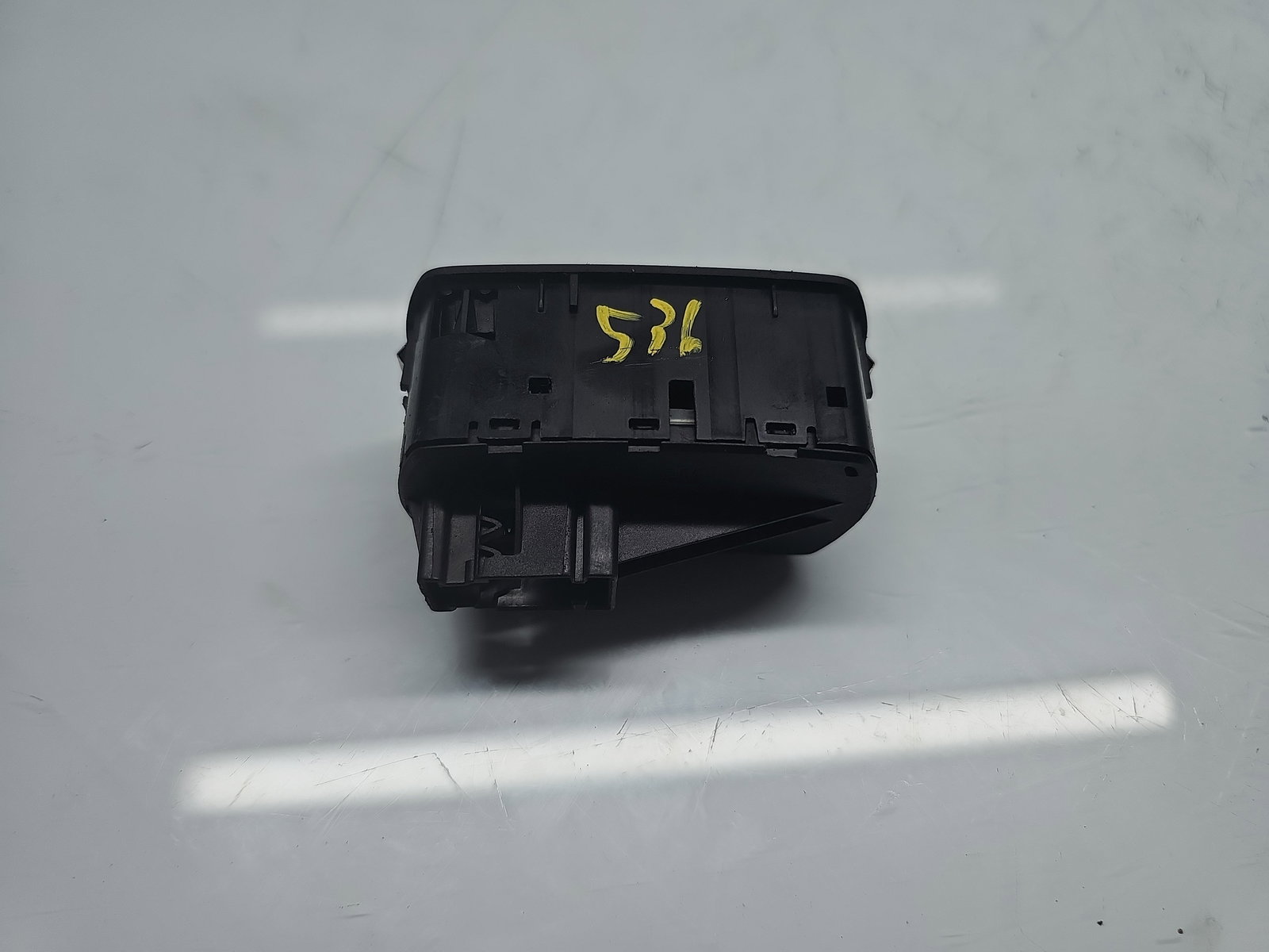 Butoane comanda geamuri sofer Opel Corsa E [Fabr 2014-prezent] 13430017 - imagine 3