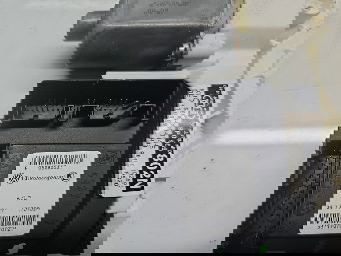 Motoras geam stanga fata AUDI A3 (8P1) [Fabr 2003-2012] 8P0959802N