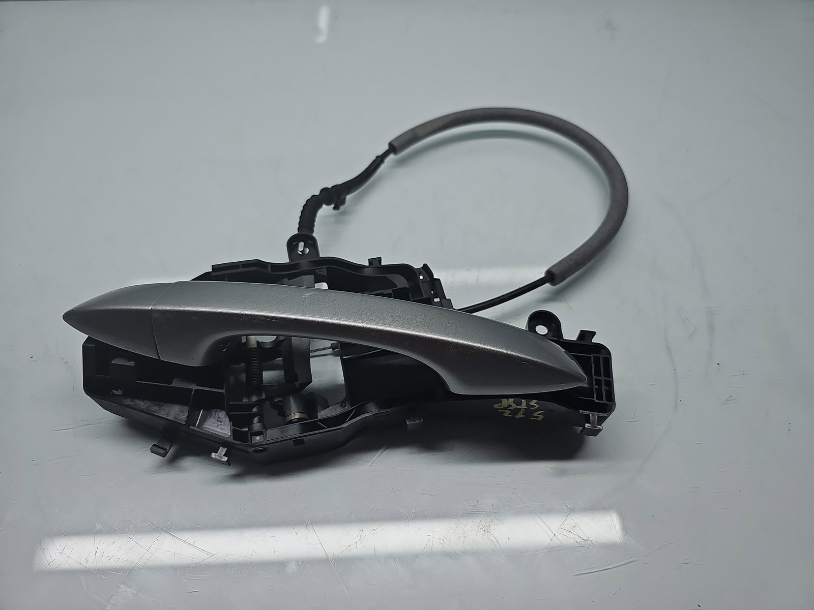 Maner usa stanga spate Volkswagen Passat B8 (3G2) [Fabr 2015-prezent] LB7W - imagine 1