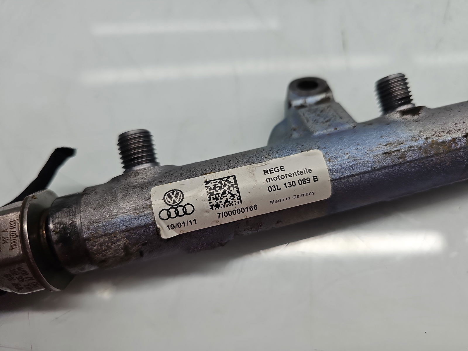 Rampa injectoare Volkswagen Passat B7 (362) [Fabr 2010-2014] 03L130089B 1.6 TDI CAYC 77KW / 105CP - imagine 2