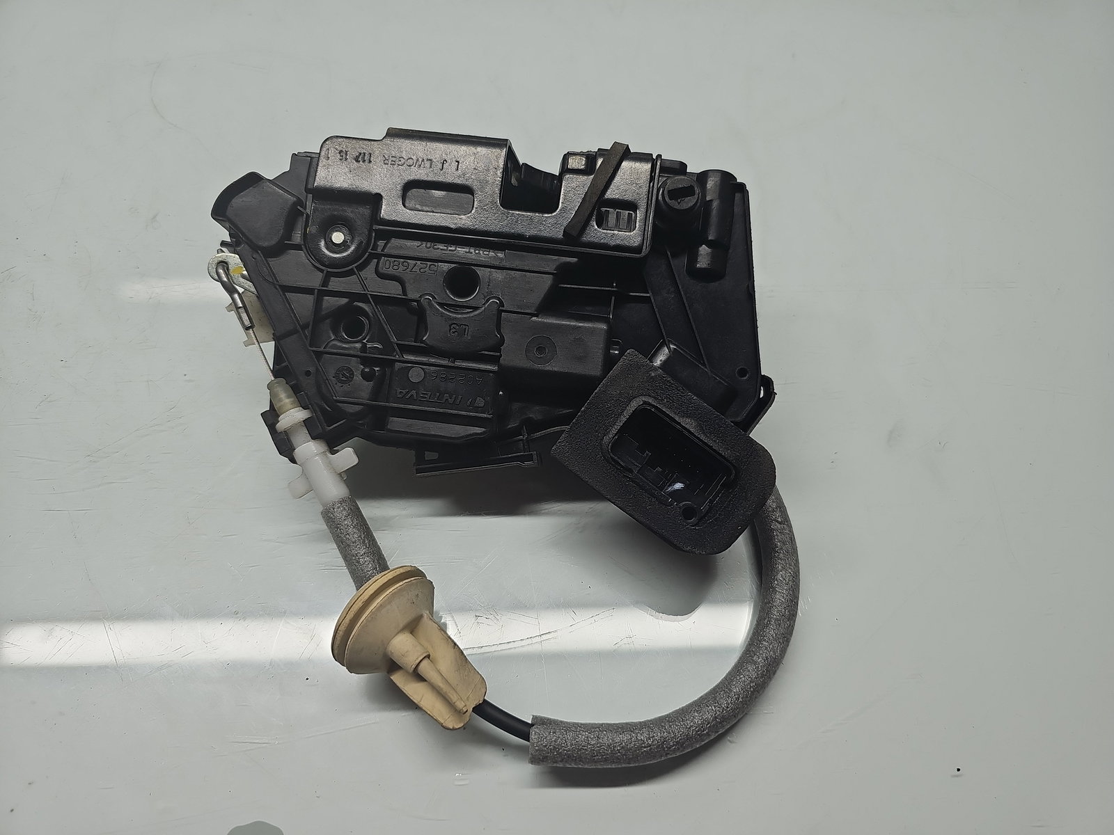 Broasca usa stanga spate Volkswagen Passat B8 (3G2) [Fabr 2015-prezent] 5E0839015 - imagine 4