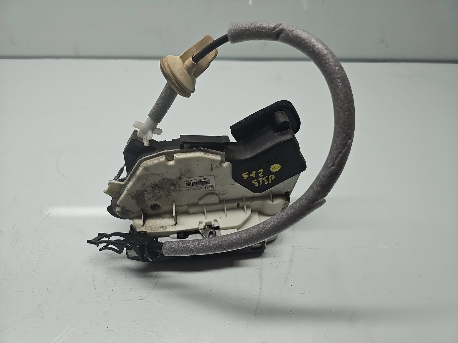 Broasca usa stanga spate Volkswagen Passat B8 (3G2) [Fabr 2015-prezent] 5E0839015 - imagine 5