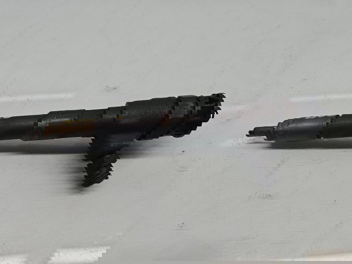 Injector Renault Clio 4 [Fabr 2012-prezent] H8201453073