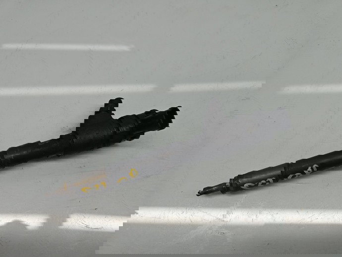 Injector Renault Clio 4 [Fabr 2012-prezent] H8201453073