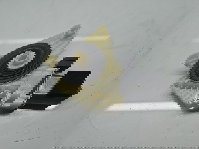 Motoras geam stanga spate Volkswagen Passat B8 (3G2) [Fabr 2015-prezent] 5Q4959802D