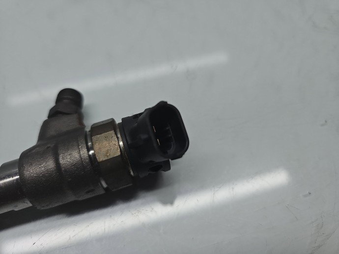 Injector Dacia Logan 2 [Fabr 2012-2020] H8201636333 1.5 DCI K9K872 85KW / 115CP