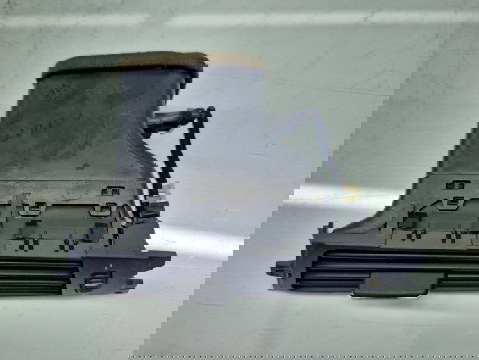 Grila aerisire dreapta Bmw 3 (E91) [Fabr 2005-2011] 9130466903