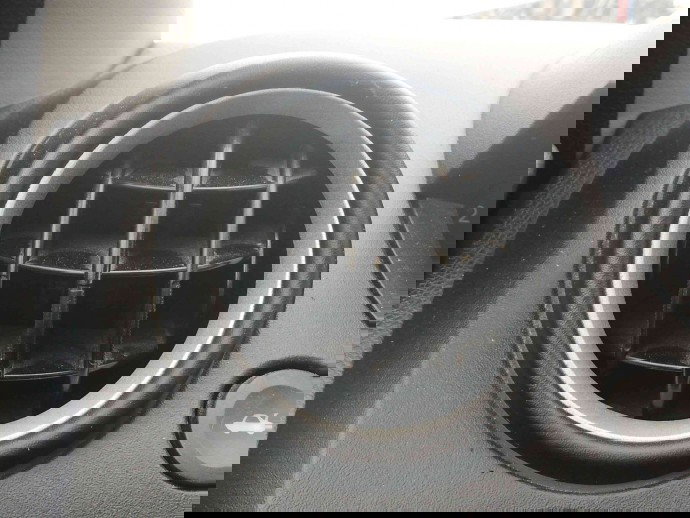 Grila aerisire stanga OEM Ford Fiesta 5 [Fabr 2001-2010] 1.3