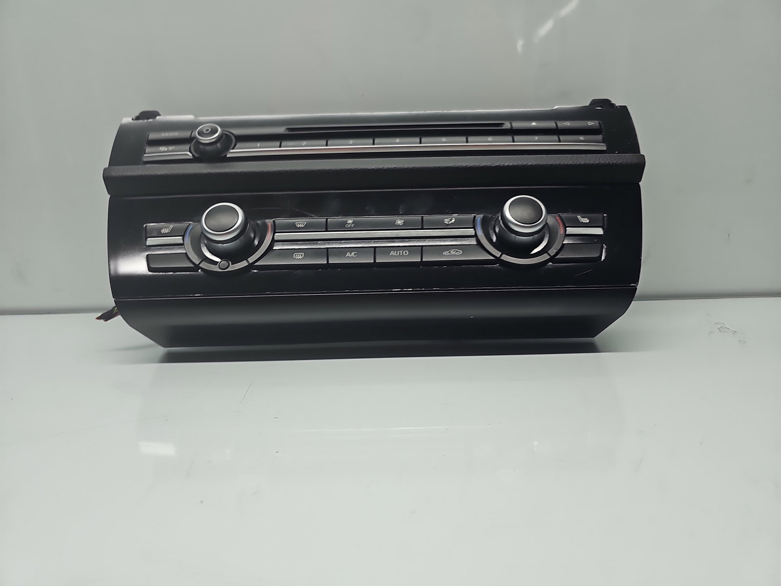 Panou comanda clima Bmw 5 (F10) [Fabr 2011-2016] 9331825-01 - imagine 2