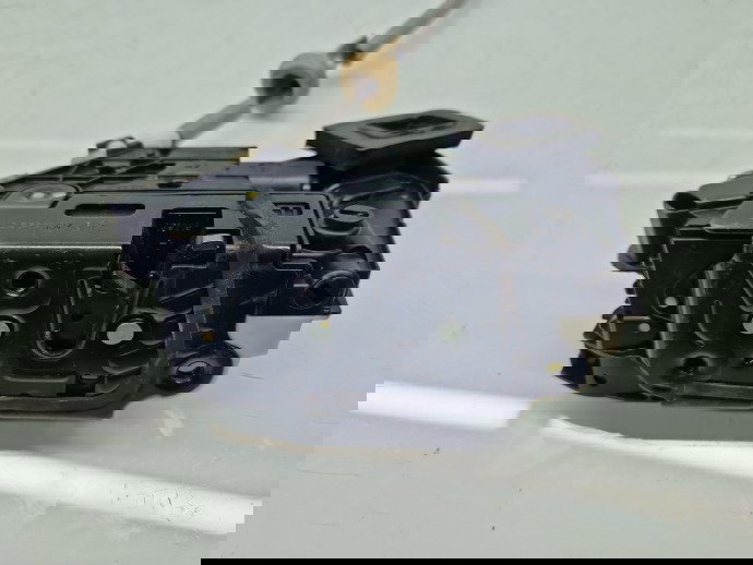 Broasca usa dreapta spate Volkswagen Passat B8 (3G2) [Fabr 2015-prezent] 5E0839016