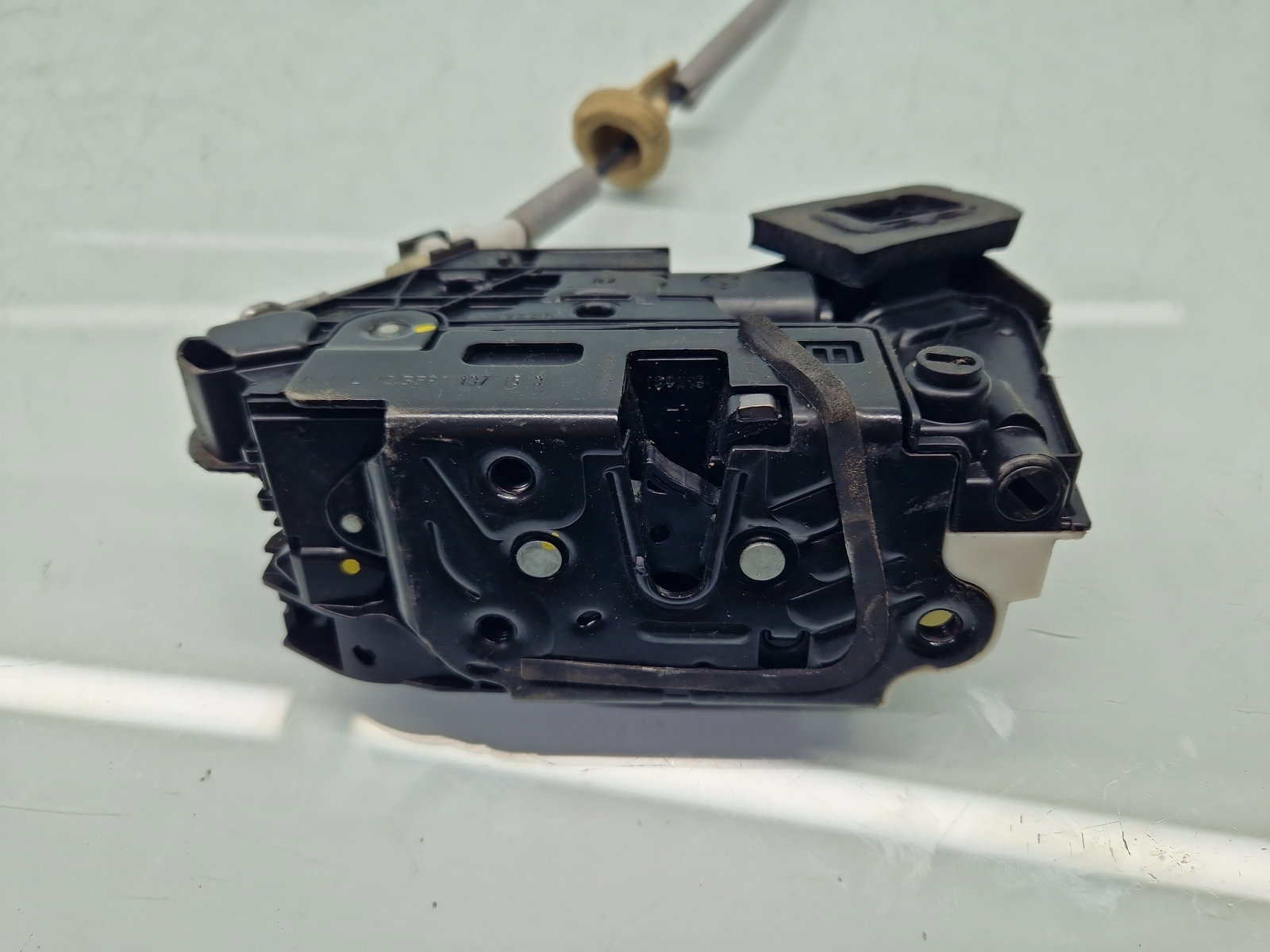 Broasca usa dreapta spate Volkswagen Passat B8 (3G2) [Fabr 2015-prezent] 5E0839016 - imagine 2