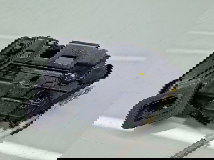 Broasca usa dreapta spate Volkswagen Passat B8 (3G2) [Fabr 2015-prezent] 5E0839016