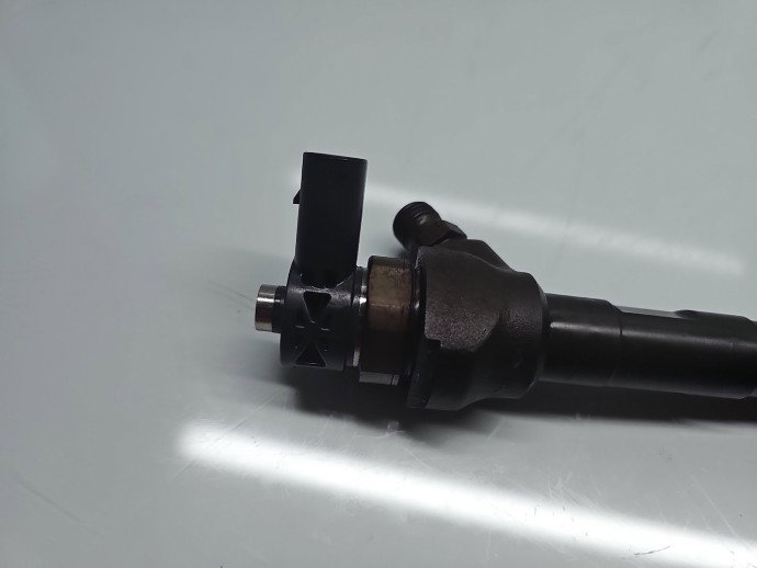 Injector AUDI A3 Sportback (8VS, 8VM) [Fabr 2013-prezent] 04L130277G, 0445110477 1.6 TDI CLHA 77KW / 105CP