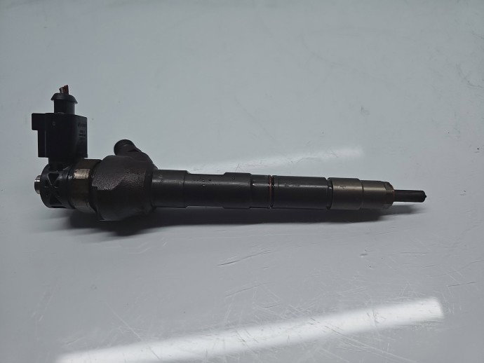 Injector AUDI A3 Sportback (8VS, 8VM) [Fabr 2013-prezent] 04L130277G, 0445110477 1.6 TDI CLHA 77KW / 105CP
