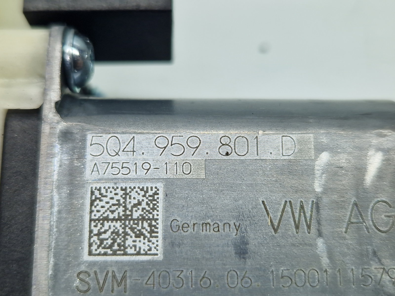 Motoras geam dreapta spate Volkswagen Passat B8 (3G2) [Fabr 2015-prezent] 5Q4959801D - imagine 5