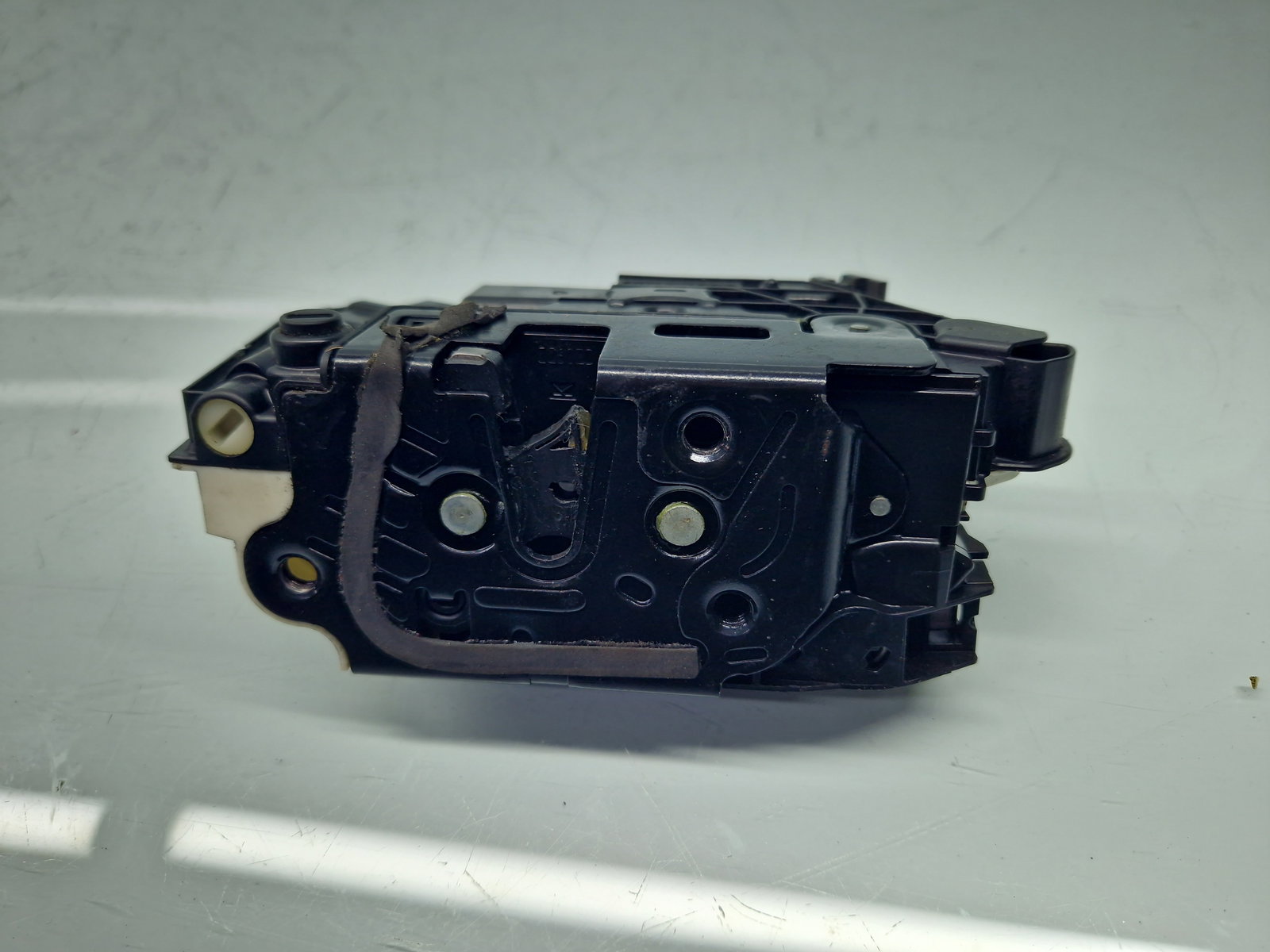 Broasca usa stanga spate Volkswagen Passat CC (358) [Fabr 2012-2016] Coupe 5N0839015G - imagine 3